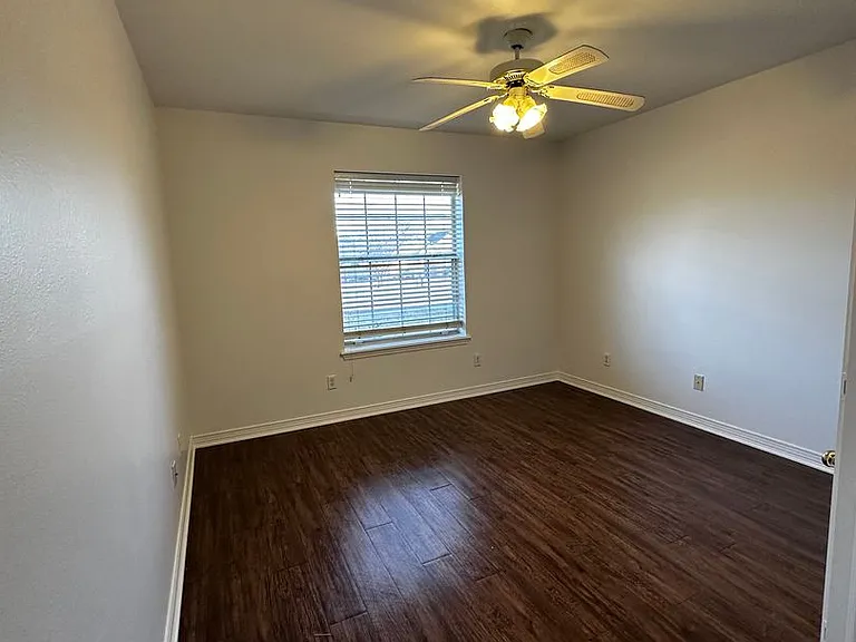 3800 Fern Ridge Dr — Photo 14