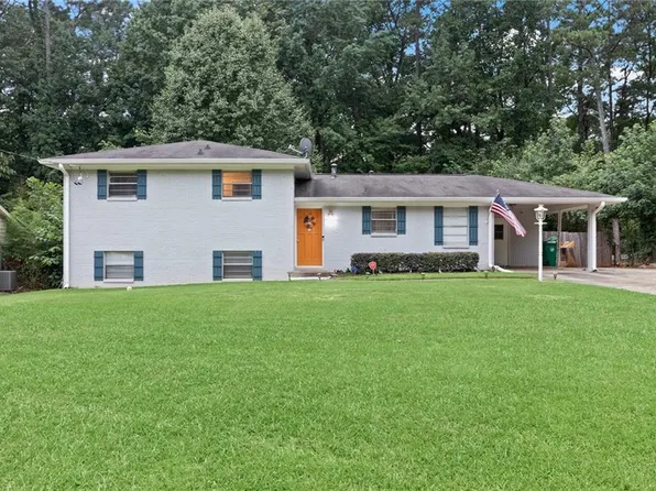 4374 Hickory Wood Ln, Doraville, GA 30360