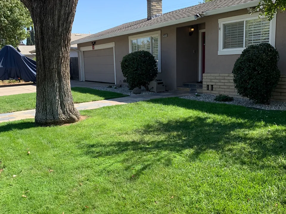 1820 Fallon Ln