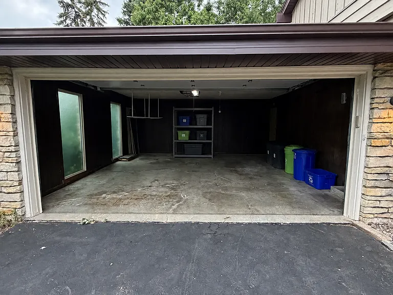 17370 Bedford Dr — Photo 27