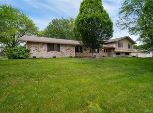 1850 Highland Meadows Dr, Dayton, OH 45459