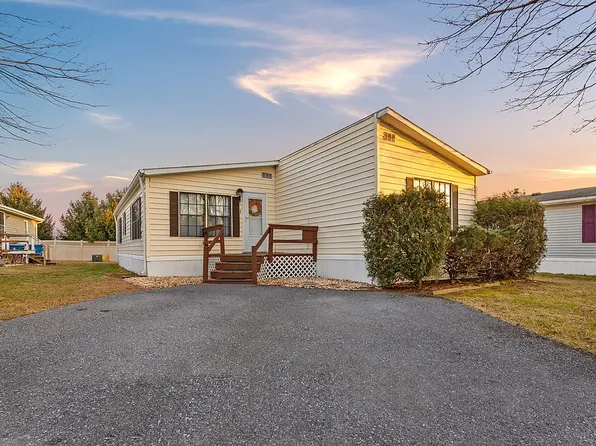 10 Meadow Run Pl, Harrisburg, PA 17112