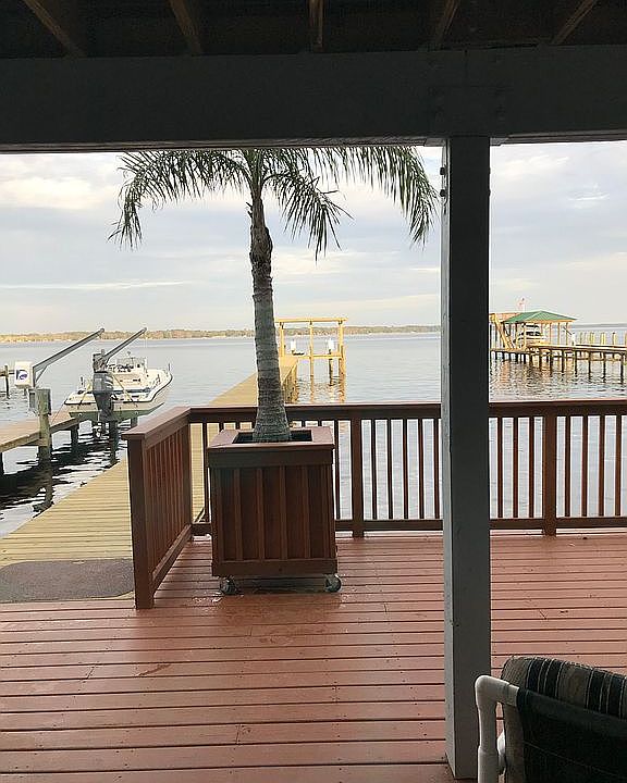 2nd image of 316 Scenic Point Ln