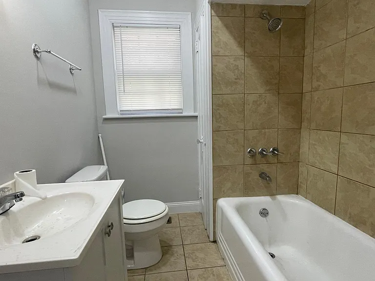406 S Harding St #A — Photo 39