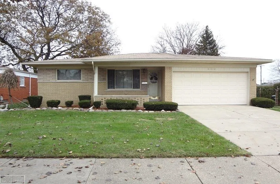 31010 Moceri Cir photo 1
