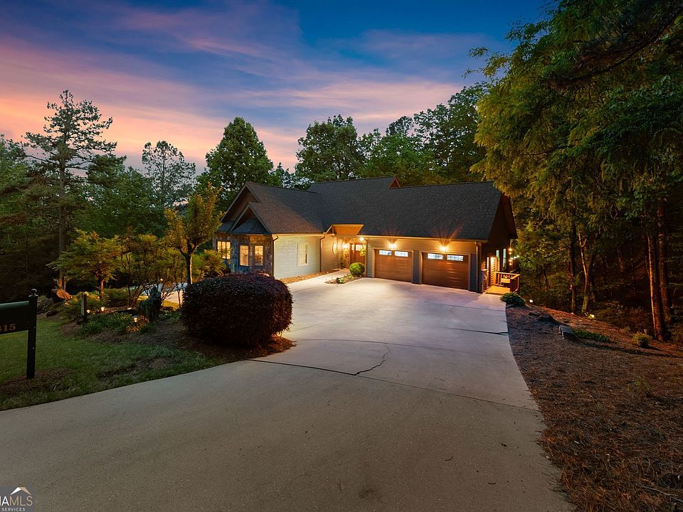 1st image of 415 Yates Cir