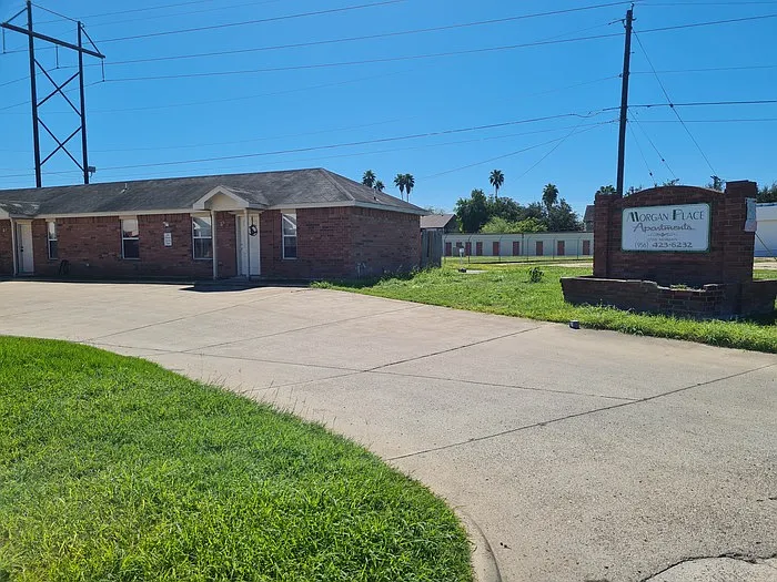 2 bed, 1.5 bath, $820 — Photo 1