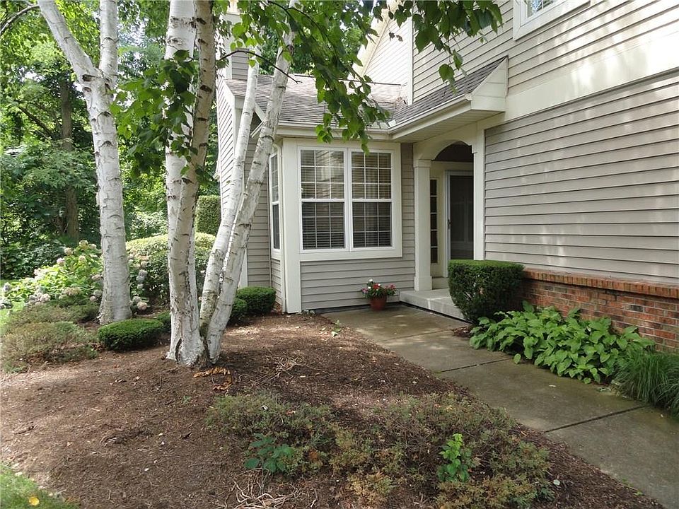 1st image of 250 Stonegate Dr