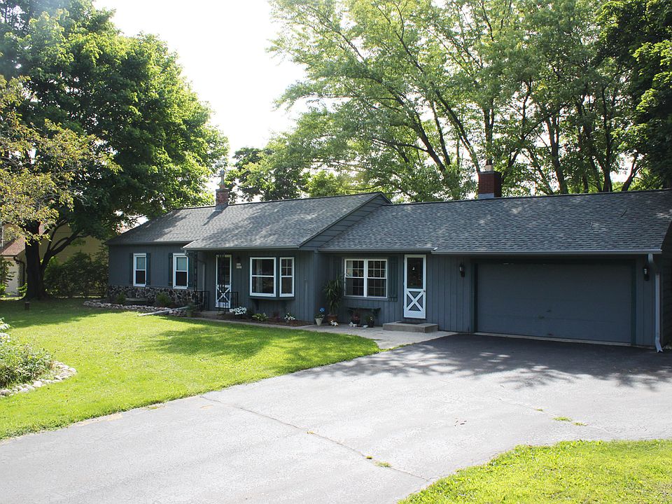 1st image of W142N7025 Oakwood Dr