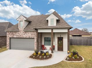 505 Easy Rock Landing Dr, Broussard, LA 70518