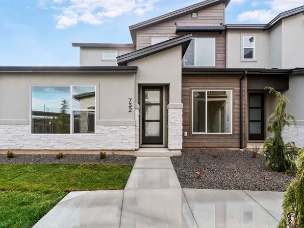 732 S Calhoun Ln, Star, ID 83669