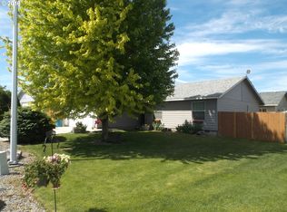 1246 SW Martin Ct, Hermiston, OR 97838