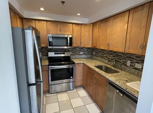 533 Commonwealth Ave #4D, Boston, MA 02215