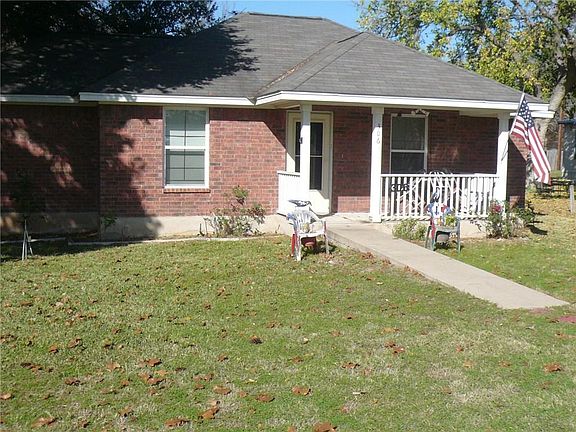 3rd image of 306 Lynch St