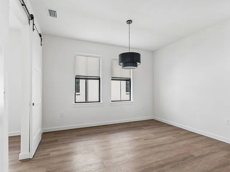 1218 E Kay St #14 — Photo 25