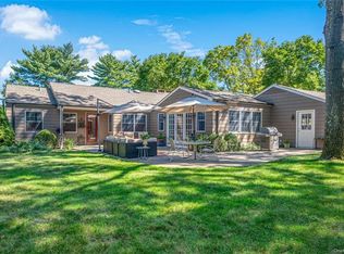 6 Old Orchard Rd, Rye Brook, NY 10573