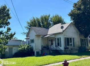 300 W Kirkwood Ave, Fairfield, IA 52556