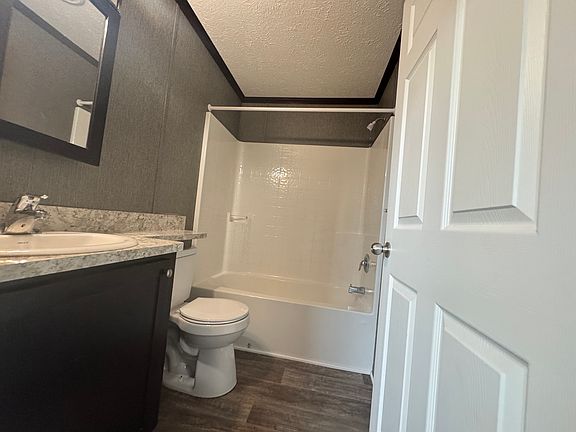 2nd image of 380 Brookside Mnr #380