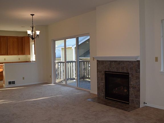4th image of 210 Grow Ave NW