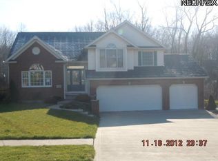12418 Stover Farm Dr NW, Canal Fulton, OH 44614