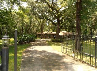 26010 Apple Blossom Ln, Zephyrhills, FL 33544