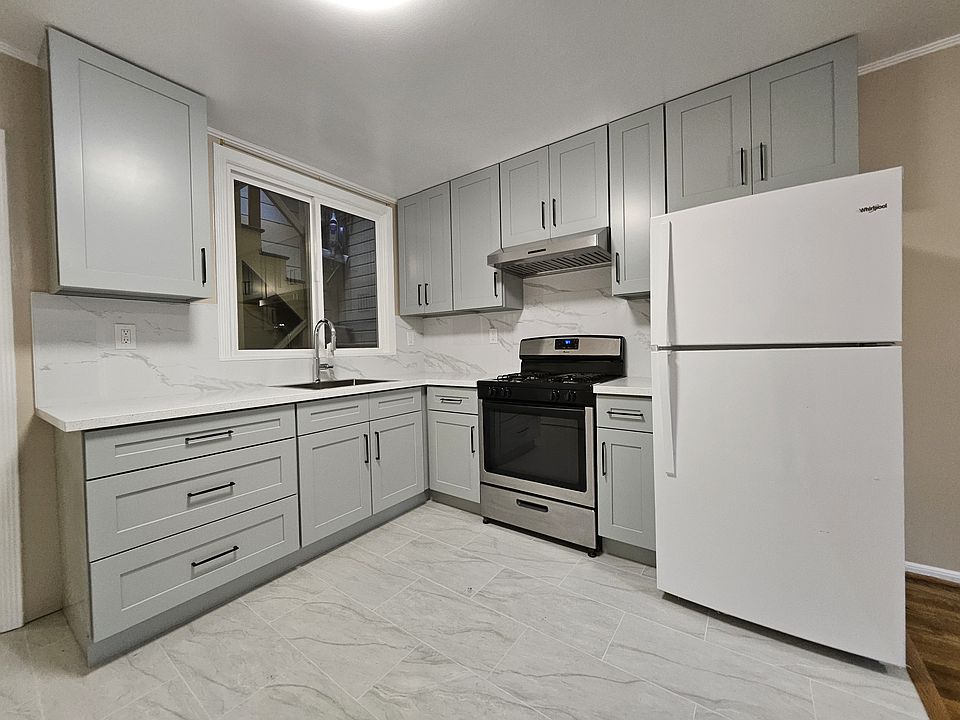 1st image of 9 Sutro Heights Ave