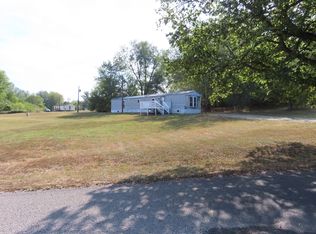 220 Arkansas Ave, Oak Grove, KY 42262