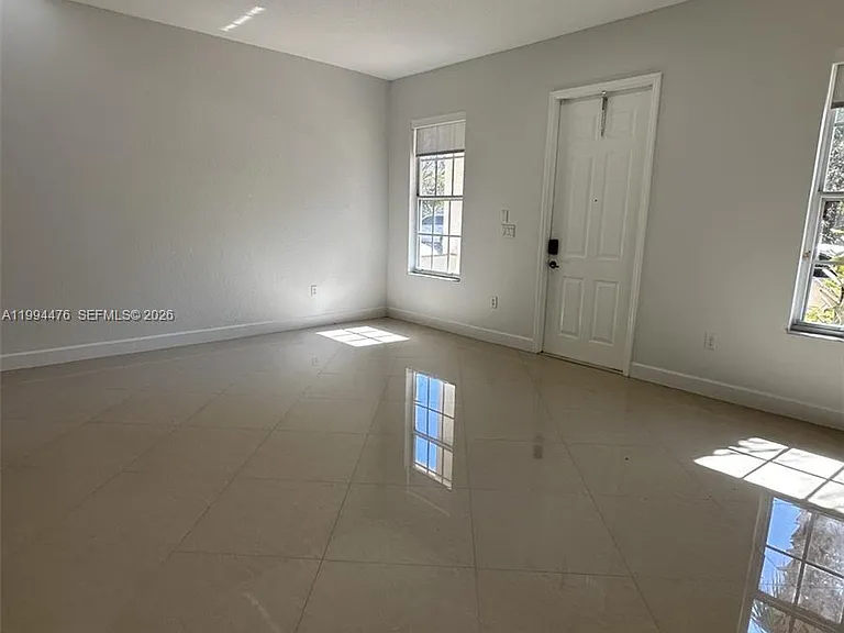 14623 SW 7th St #4-12 — Photo 6