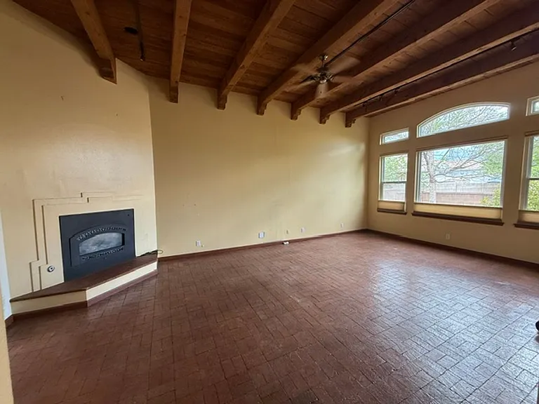 6105 Carousal Ave NW — Photo 17