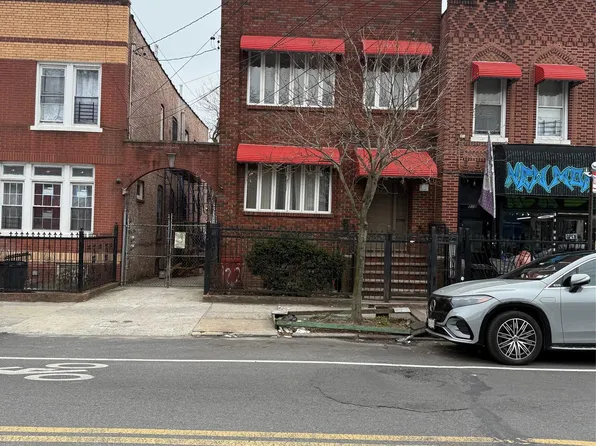 922 New Lots Avenue, Brooklyn, NY 11208