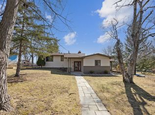 8201 Julianne Ter, Golden Valley, MN 55427