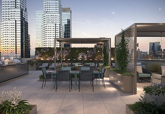 4th image of 555 38th St APT 2309