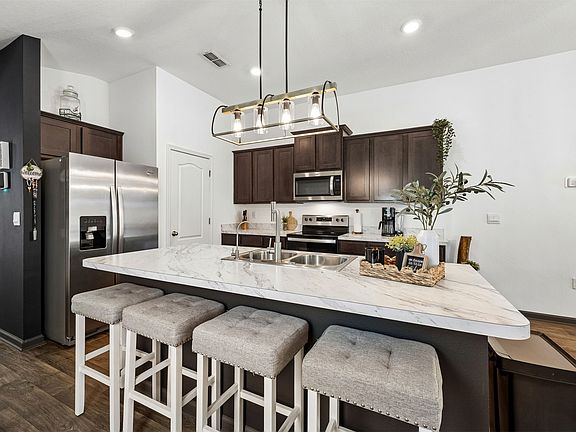 3rd image of 12577 Russian Olive Rd
