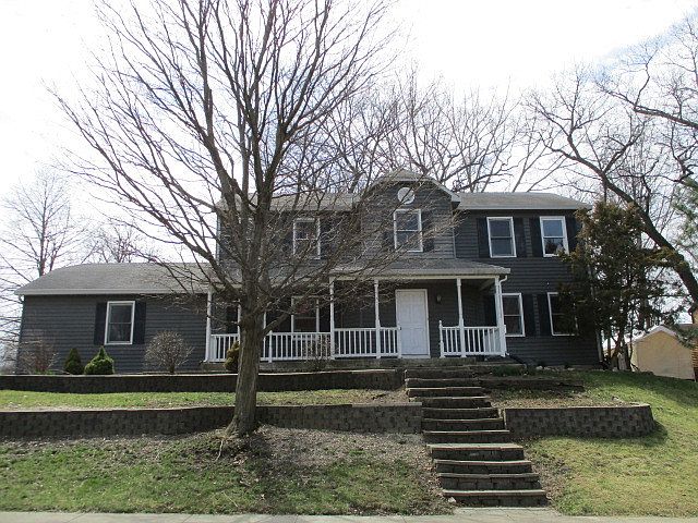 1st image of 727 Westchester Ln