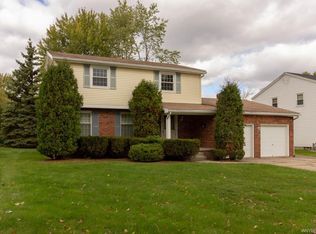 138 Pin Oak Dr, Buffalo, NY