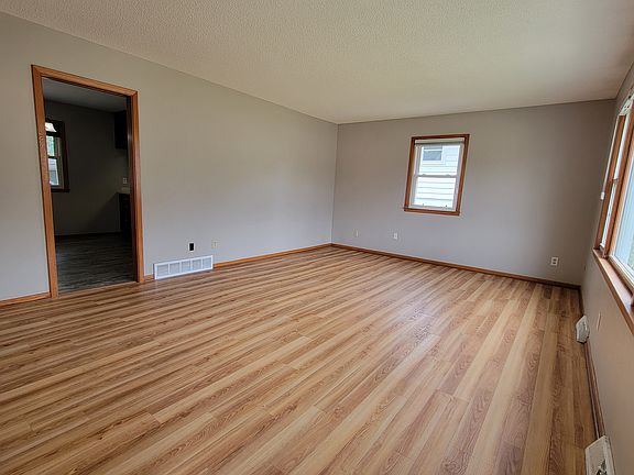 4th image of 3507 17th Ave NW