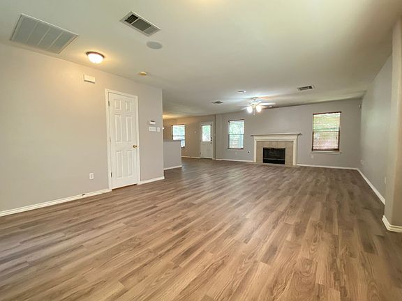 4th image of 2702 Saddle Blanket Pl