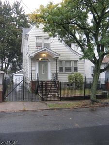 52 Bedford Ter, Irvington, NJ, 07111