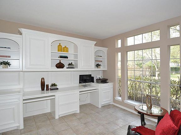 5th image of 7602 Limber Bough Dr