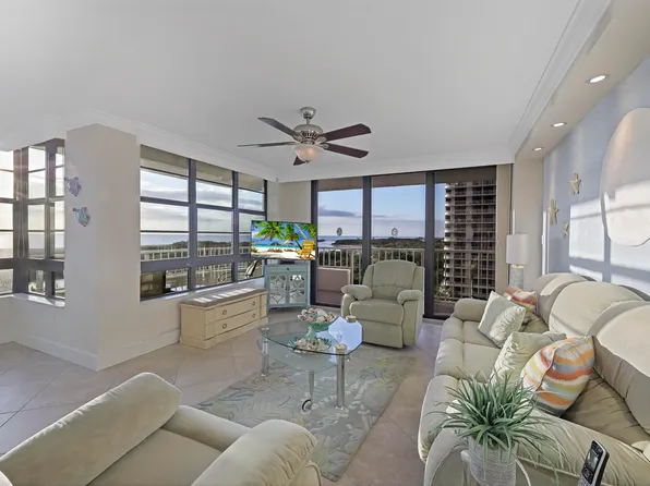 380 Seaview Ct APT 712, Marco Island, FL 34145