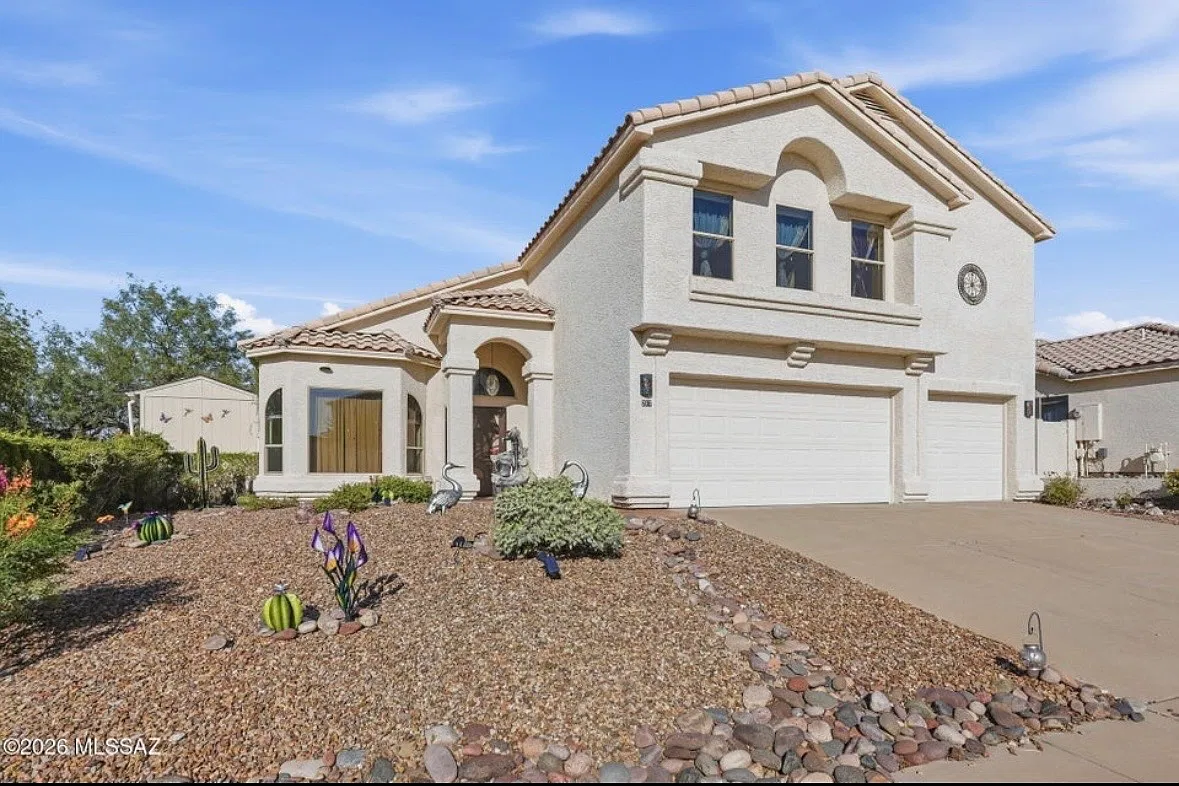6 bed, 2938 sqft, $3,300 — Photo 3