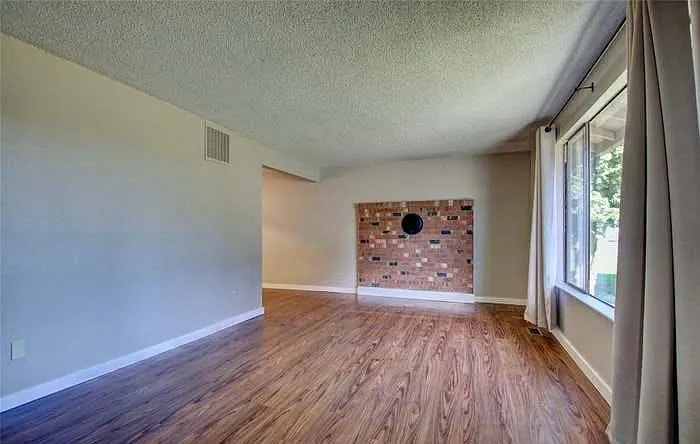 11080 N Skagit St #A — Photo 3