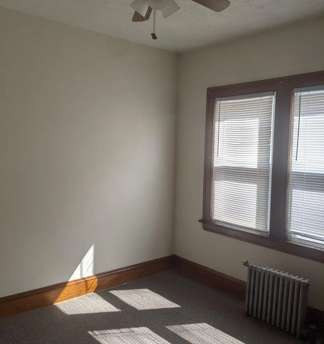 2 bed, 1000 sqft, $1,000 — Photo 3