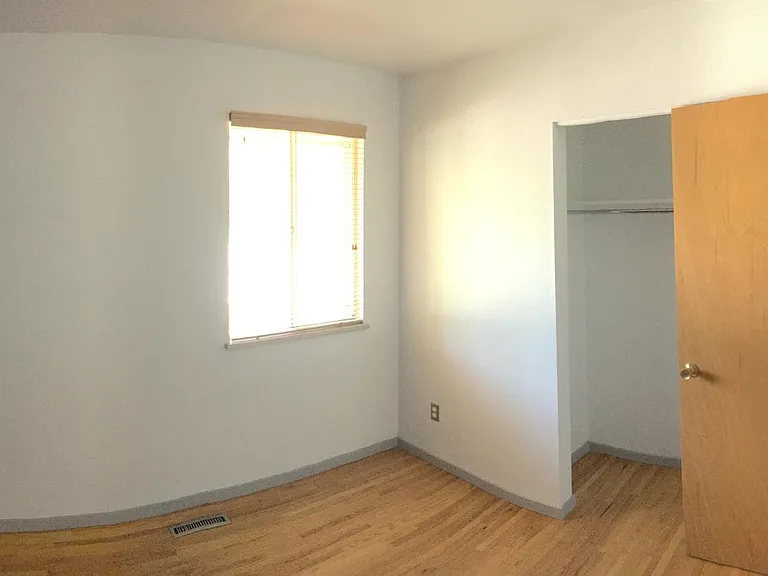 3495 Darley Ave — Photo 19