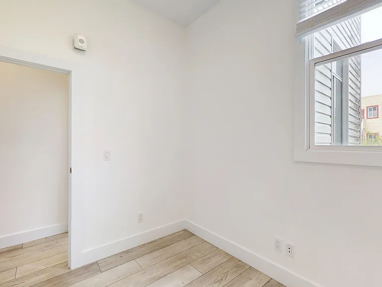 755 6th Ave #759-2 — Photo 7