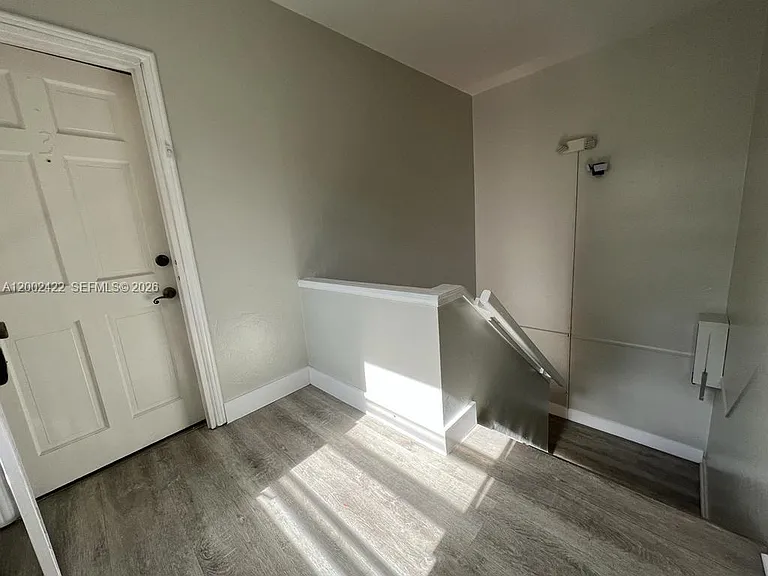 1421 SW 37th Ave #3 — Photo 16