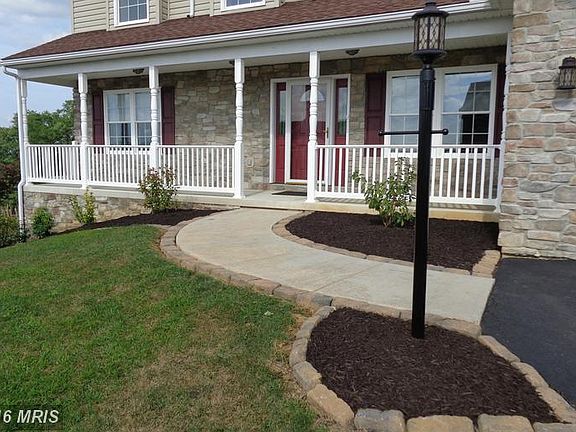 4th image of 106 Feather Dr