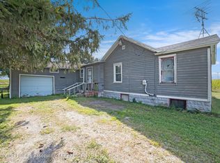 611 S Wisner Rd, Ithaca, MI 48847
