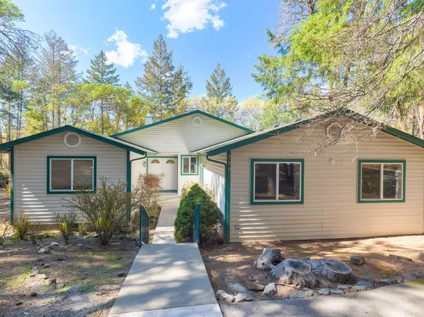 260 Highwood Ln, Grants Pass, OR 97527