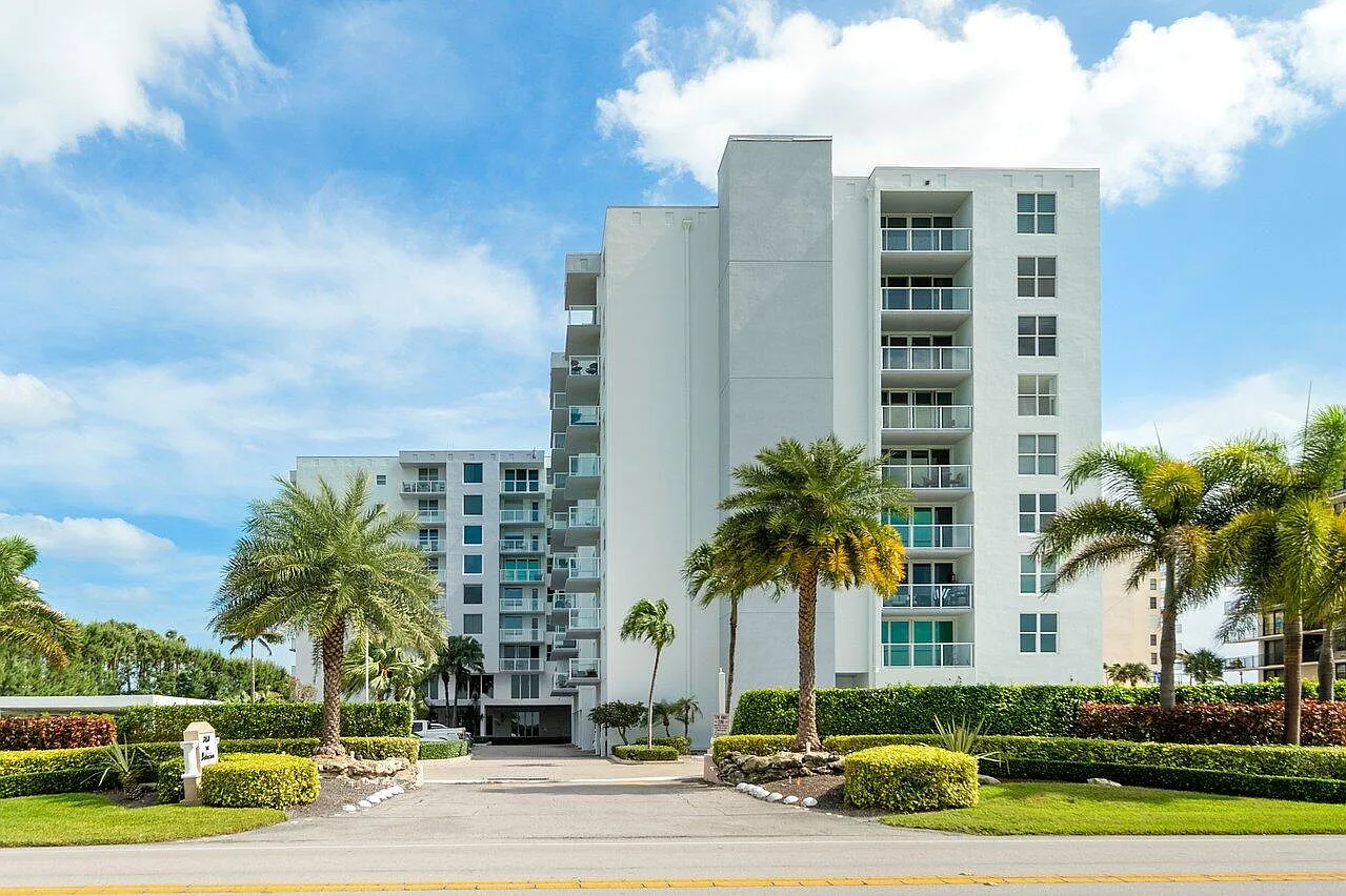 2 bed, 2.0 bath, 1548 sqft, $6,000 — Photo 1